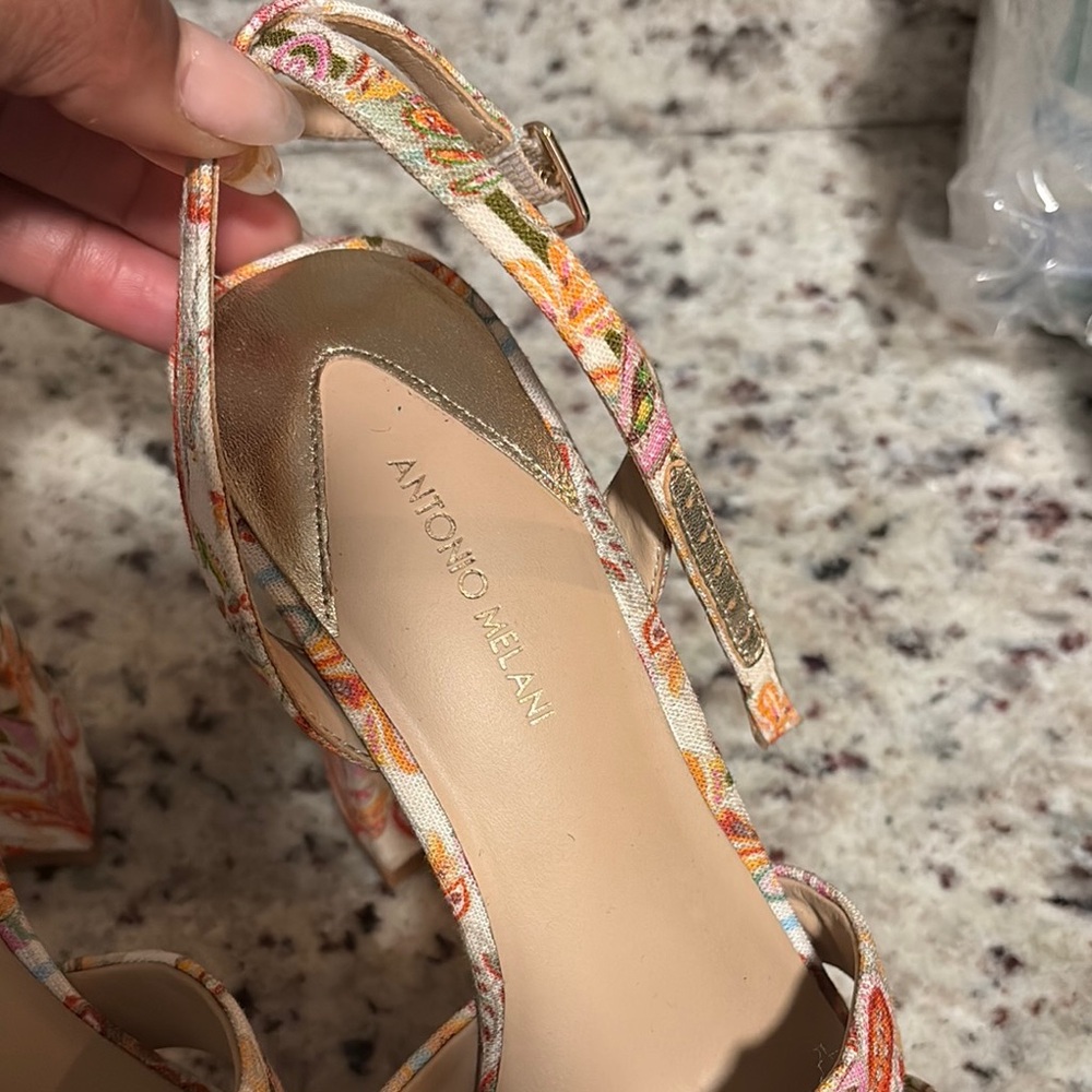 ANTONIO MELANI Pink and Orange Floral Platform Heels - Picture 4 of 8